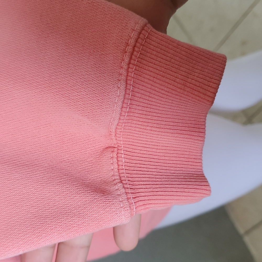 Vintage VineYard Salmon Sweater with Embroidered Design - Picture 4 of 8